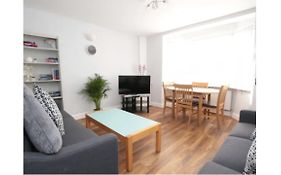 Pass The Keys Holiday Home For 8 Parking - Trendy East Oxford